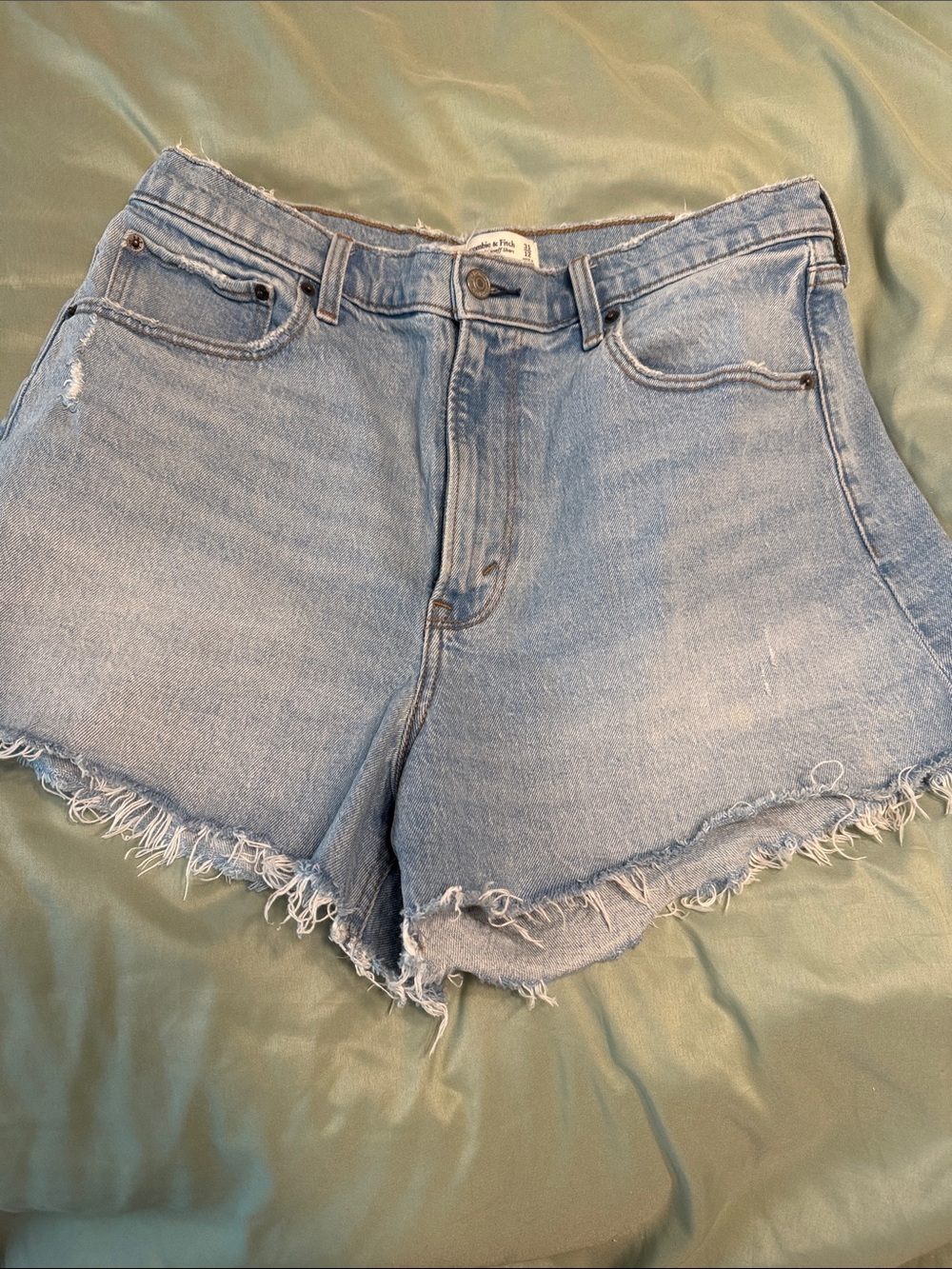Abercrombie & Fitch Light Wash Frayed Hem Denim Shorts